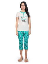 Evolove Women's Cotton Capri Pant & Top Night Suit Set Wear with Stylish 2 Side Pockets Pyjama Super Soft Cotton (Green)