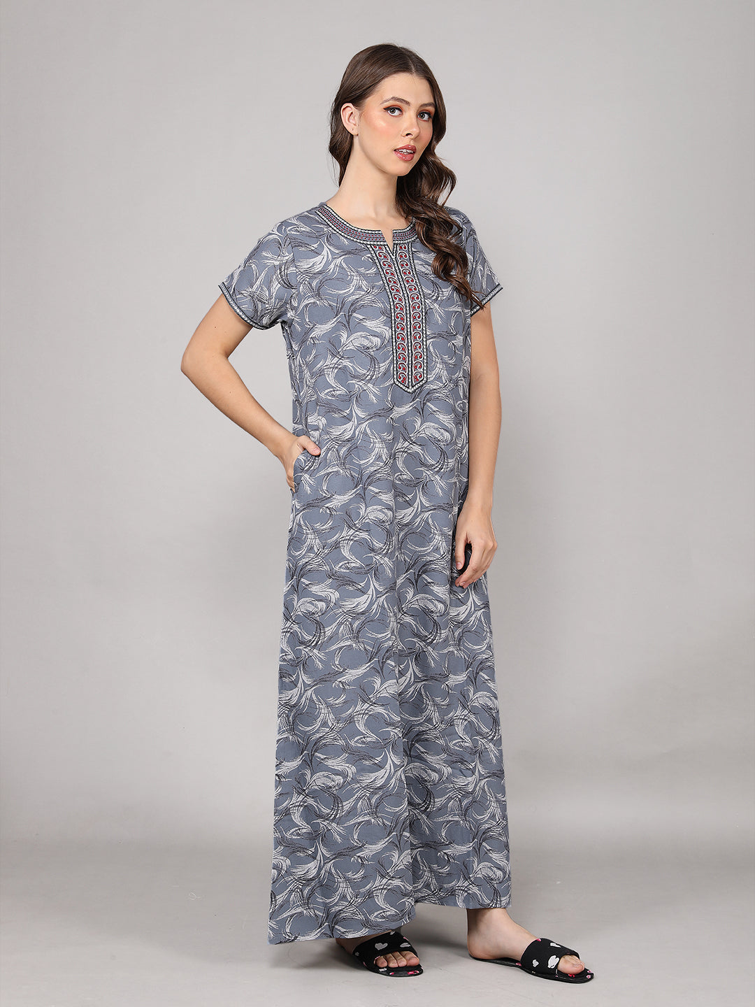 Printed Short Sleeves Full Length Night Wear Gown