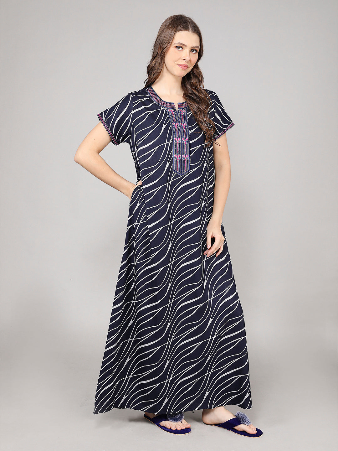 Printed Short Sleeves Full Length Night Wear Gown