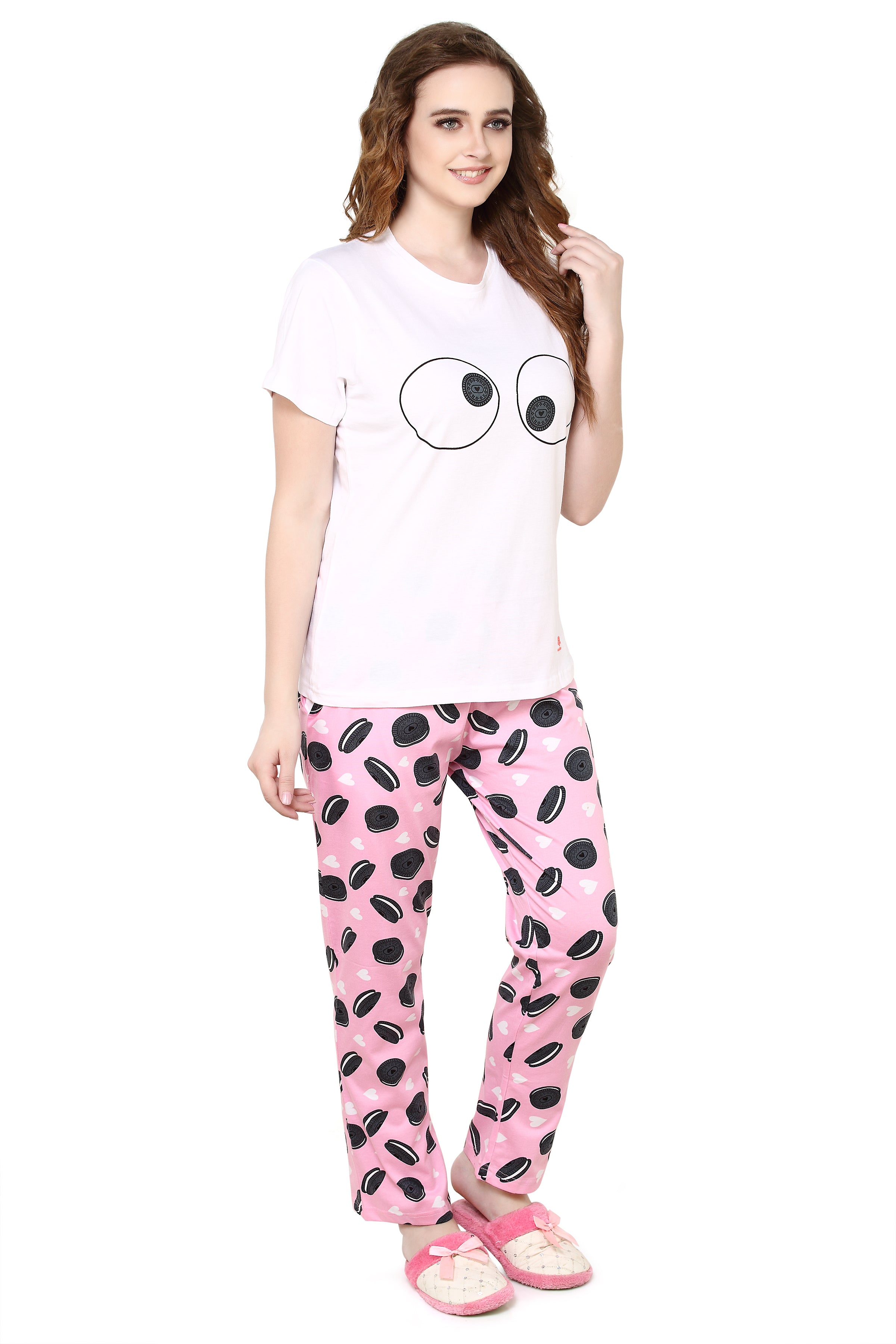 evolove Pearl White Round Neck Oreo print Women's (Pajama set), (White & Pink), S