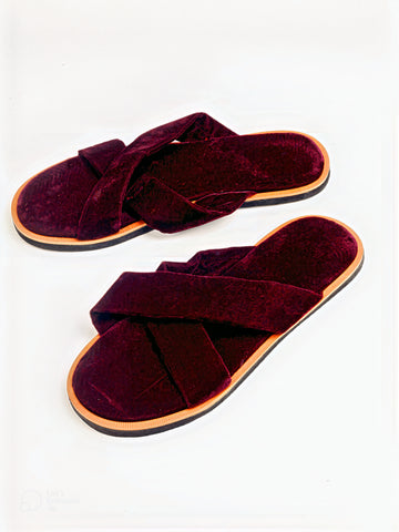 Evolove Berry Wine Rabbit Fur cozy Slippers must have for your Home and bedroom. 100% you will love it.