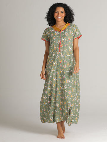 Evolove Loose Fit Nighty Long Maxi Sleepwear Nightgown for, Women's or Ladies with Stylish Zipper Rayon Printed Super Soft Comfortable Design ( M Size )